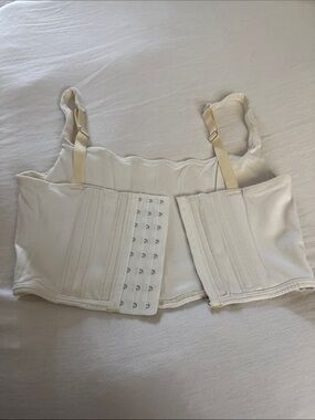 SKIMS Corset Hook-and-Eye Closure bone white tank top. small